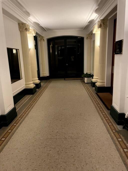 Magnifique Studio Champs-Elysee Apartment ปารีส ภายนอก รูปภาพ
